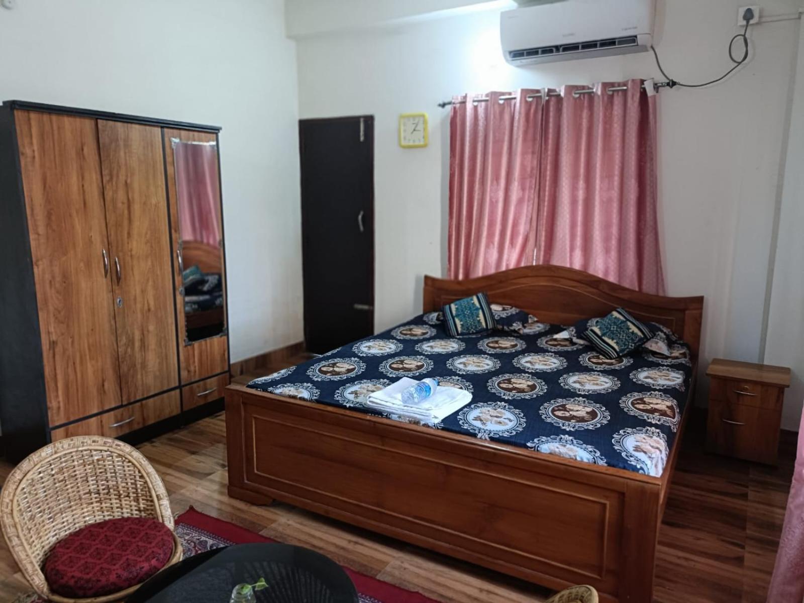 Areca Apartment *